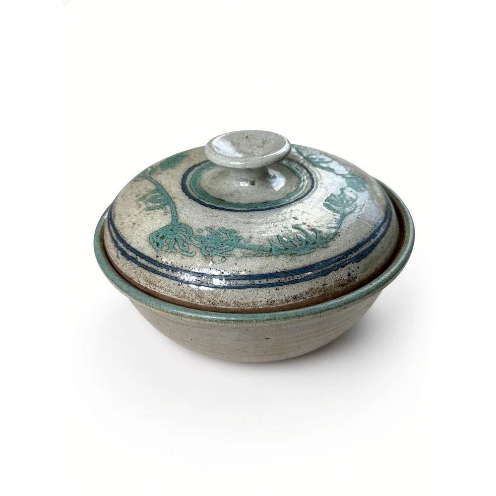 Marguerite Signed Studio Pottery Lidded Casserole Dish Teal Blue Floral 10